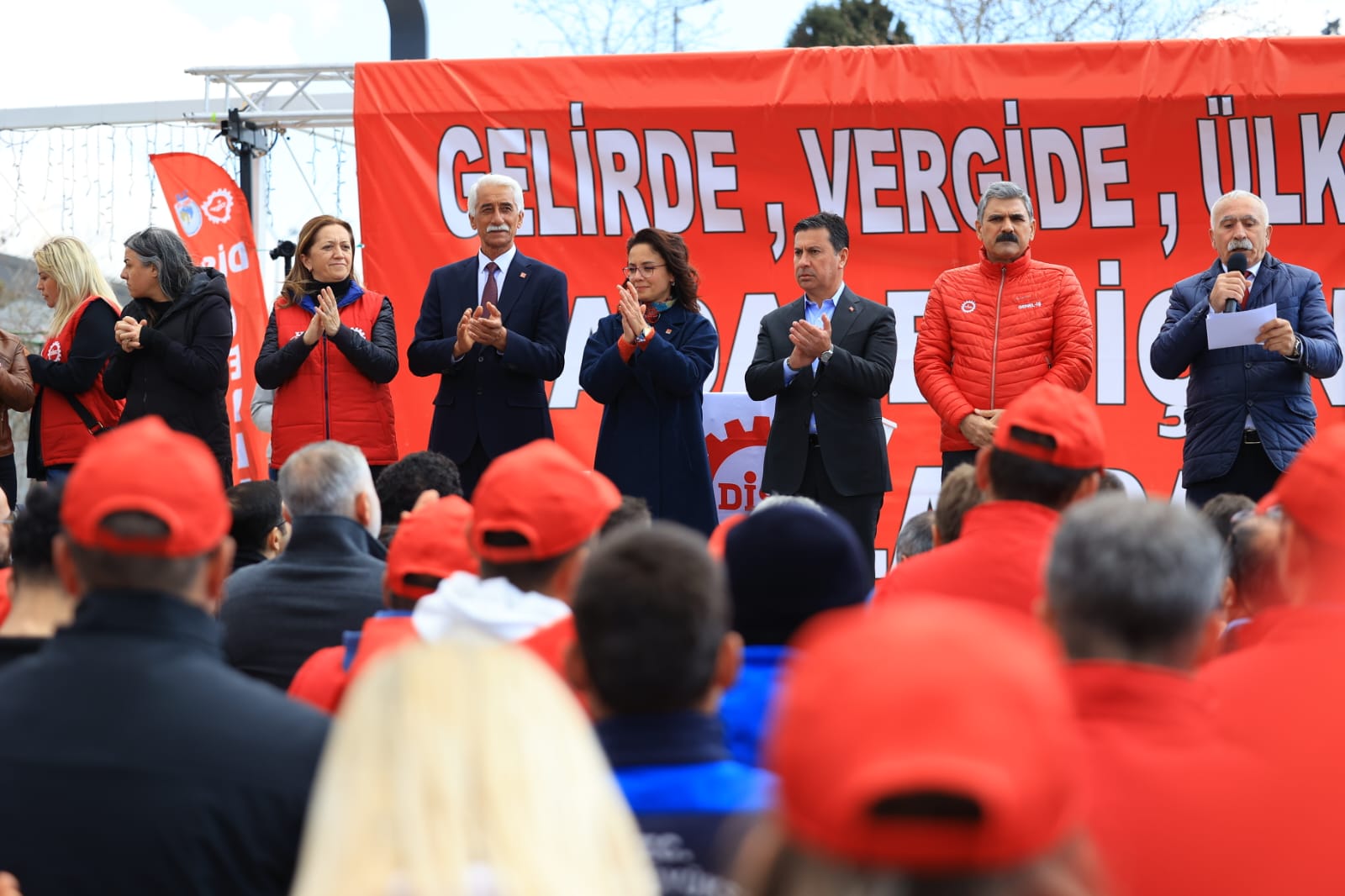 CHP MUĞLA BELEDİYE BAŞKAN ADAYI ARAS: EMEKÇİLERİN SORUNLARINA TOPLUMCU BELEDİYECİLİK ANLAYIŞIYLA ÇÖZÜM ÜRETECEĞİZ