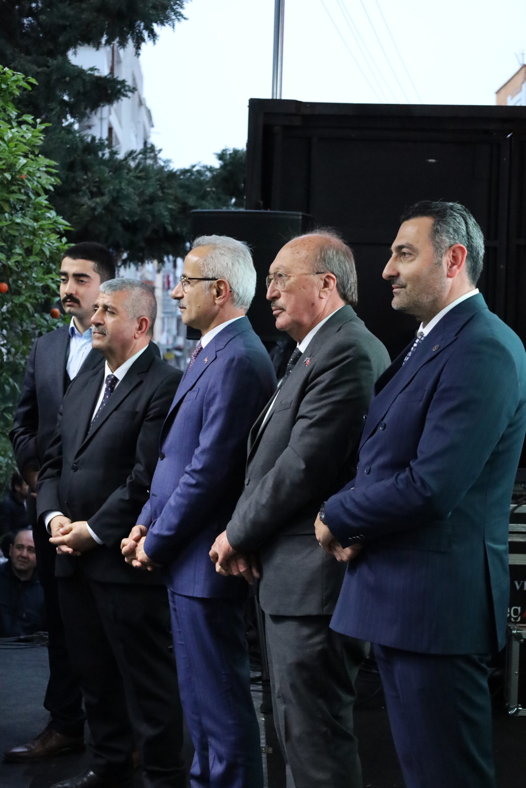 Ulaştırma ve Altyapı Bakanı Abdulkadir URALOĞLU “İnanıyorum 31 Mart günü Balçova Erol Eroğlu diyecek. ”dedi.