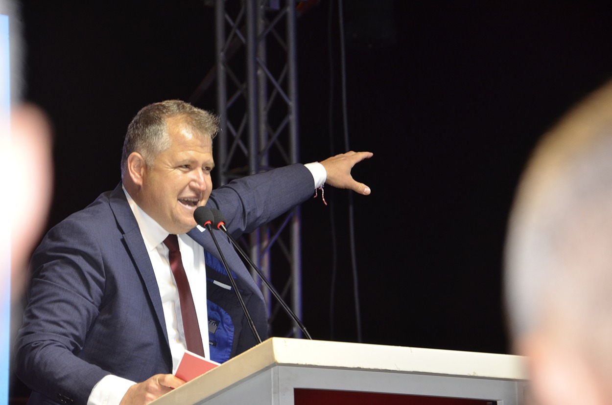 ‘Ne Karantina Adamızı ne de Urla’mızın hiçbir toprağını ranta teslim etmeyeceğiz!’