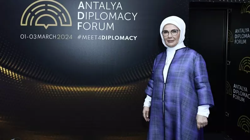Emine Erdoğan Antalya Diplomasi Forumu’nun Kadın, Barış ve Güvenlik Oturumu’nda konuştu: