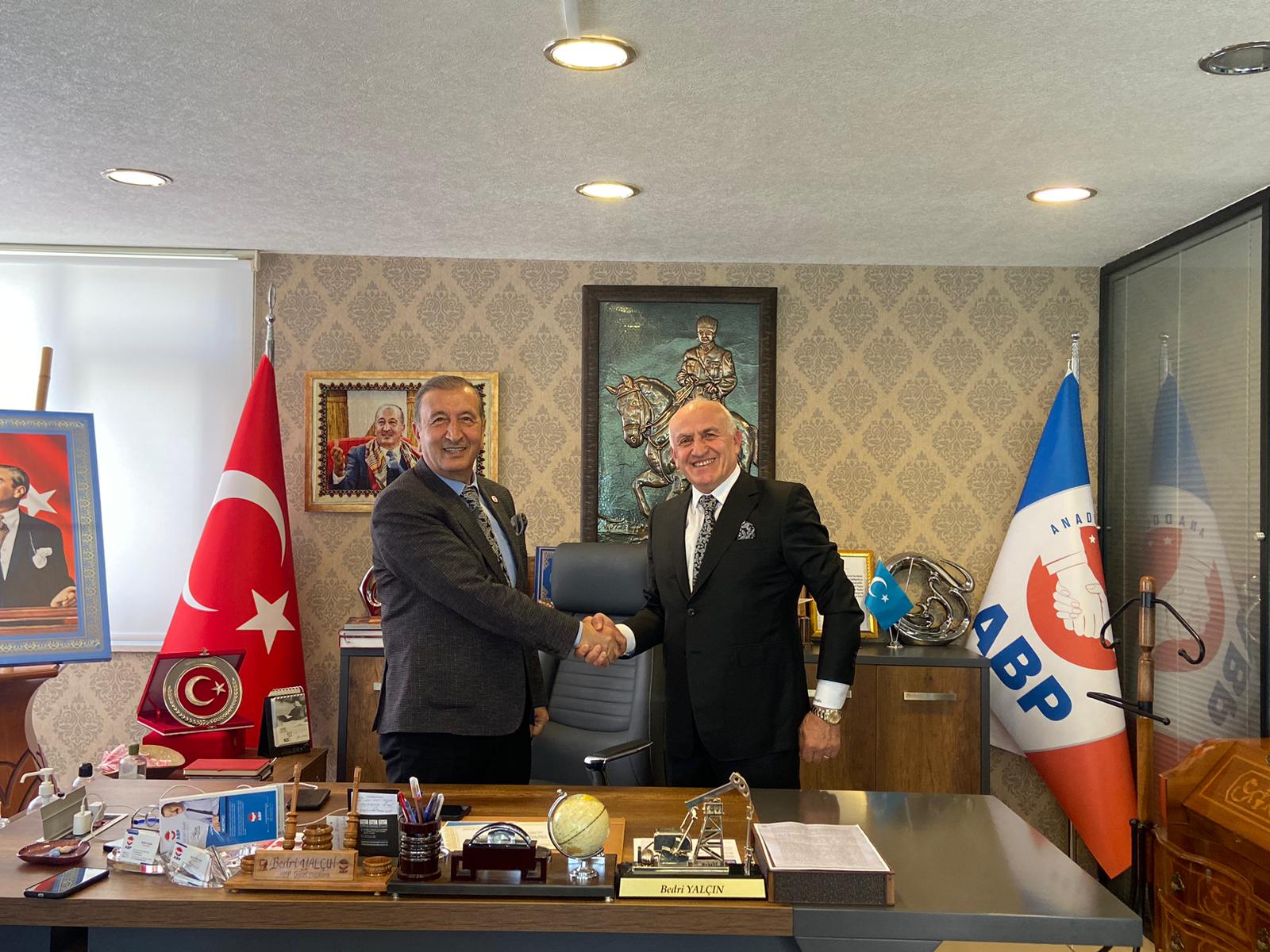 ANADOLU BİRLİĞİ PARTİSİ'NE TAZE KAN!