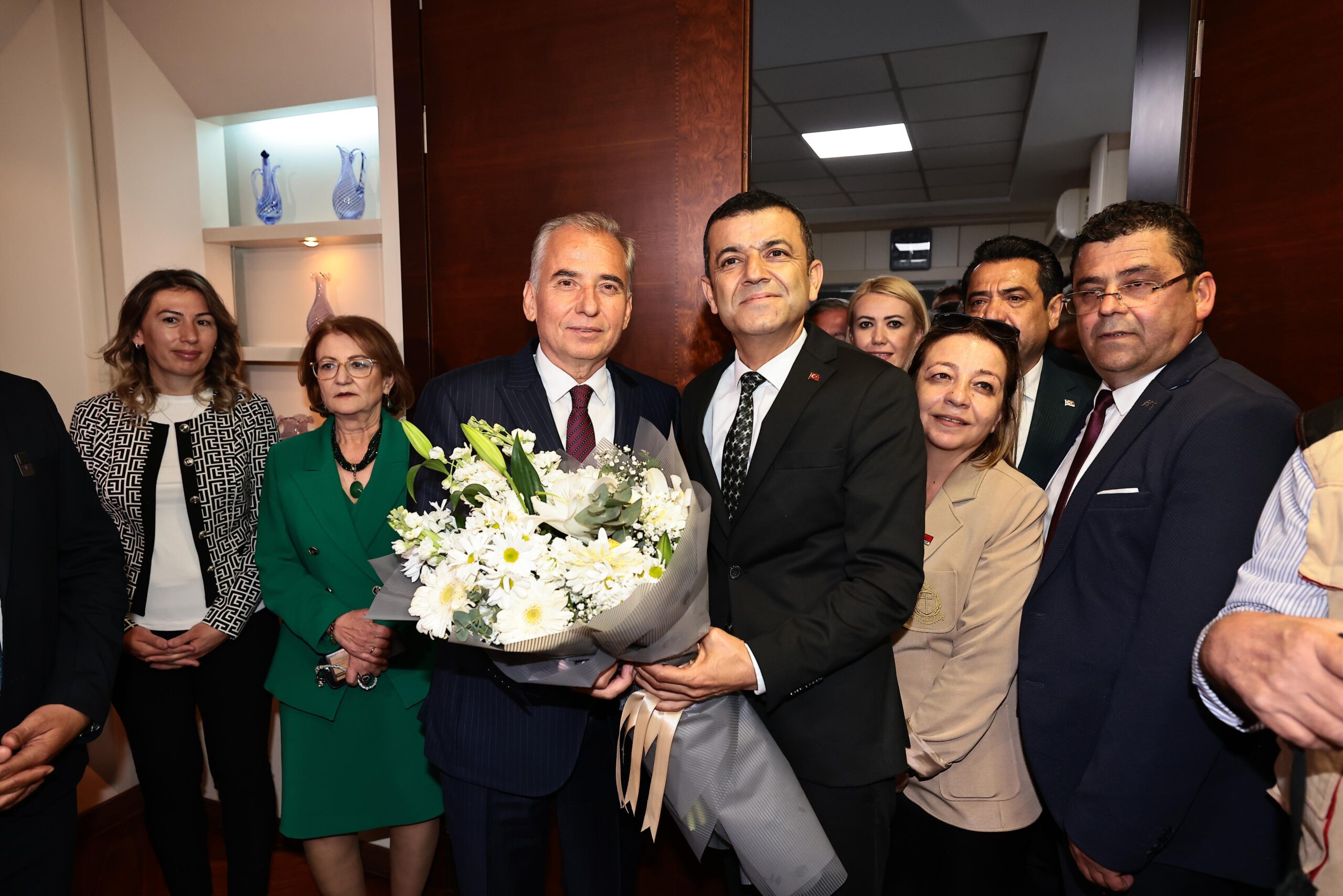 Başkan Çavuşoğlu görevine başladı “Denizli'nin kazandığına eminiz”