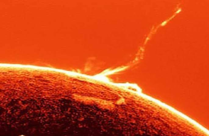 Güneş’te Dev Patlama: Jeomanyetik Fırtına Dünya’ya Yol Alıyor