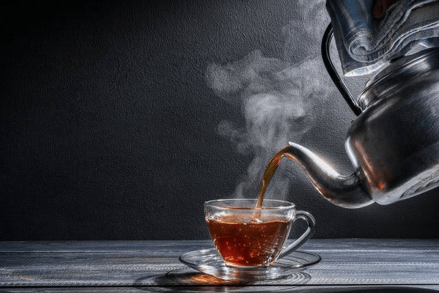 “Çay Demledim” Cümlesinin Mutluluk Üzerindeki Etkisi: Araştırmalar İlginç Sonuçlar Ortaya Koydu