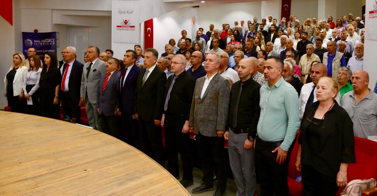 İzmir Sivil Toplumla İlişkiler İl Müdürlüğü’nden Dernek Yöneticilerine Yeni Nesil DERBİS Bilgilendirme Toplantısı   