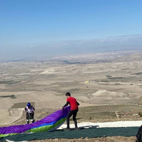 Ankara’nın Ayas ilçesinde, yamaç