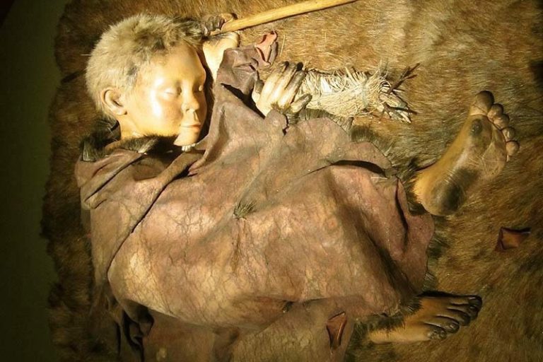 Lapedo Çocuğu: Neandertal ve Modern İnsanların Genetik Karışımını Kanıtlayan Tarihi Keşif