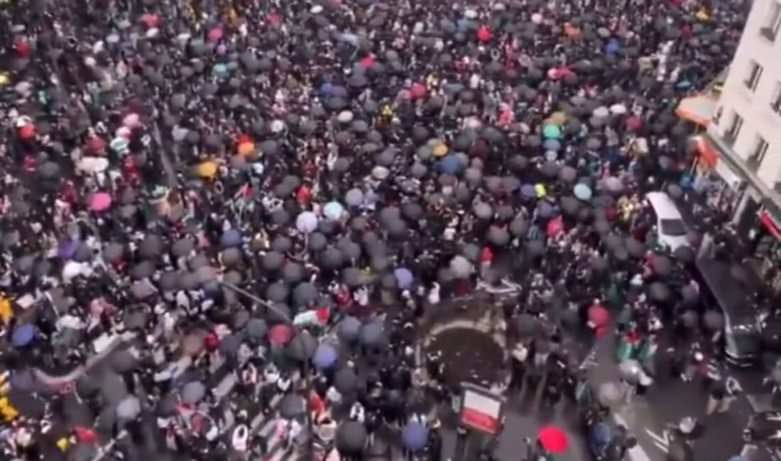 Paris’te halk, İsrail’i protesto