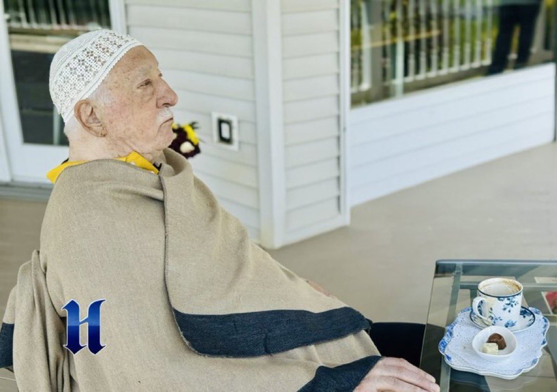 Ünlü İtalyan Heykeltıraş Donatello Donudantelli’den FETÖ Terör Örgütü Yöneticisi Fethullah Gülen’in Gerçeğini Aratmayan Bal Mumu Heykeli