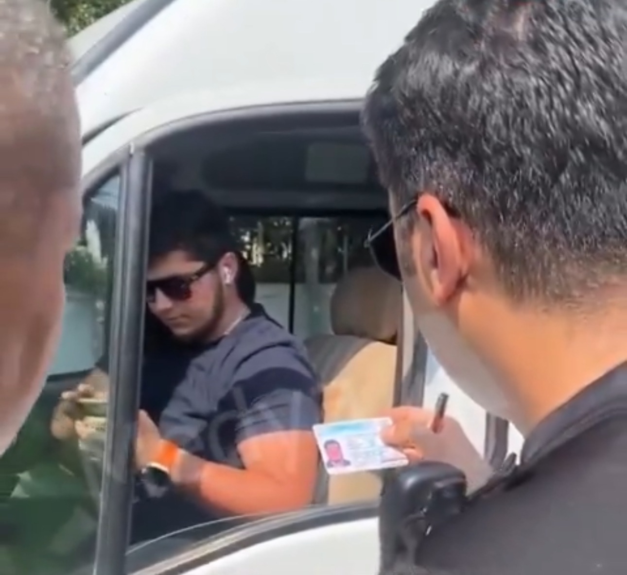 Alanya’da Sahte Kanada Ehliyeti ile Kaçak Çalışan Türk Vatandaşı Yakalandı