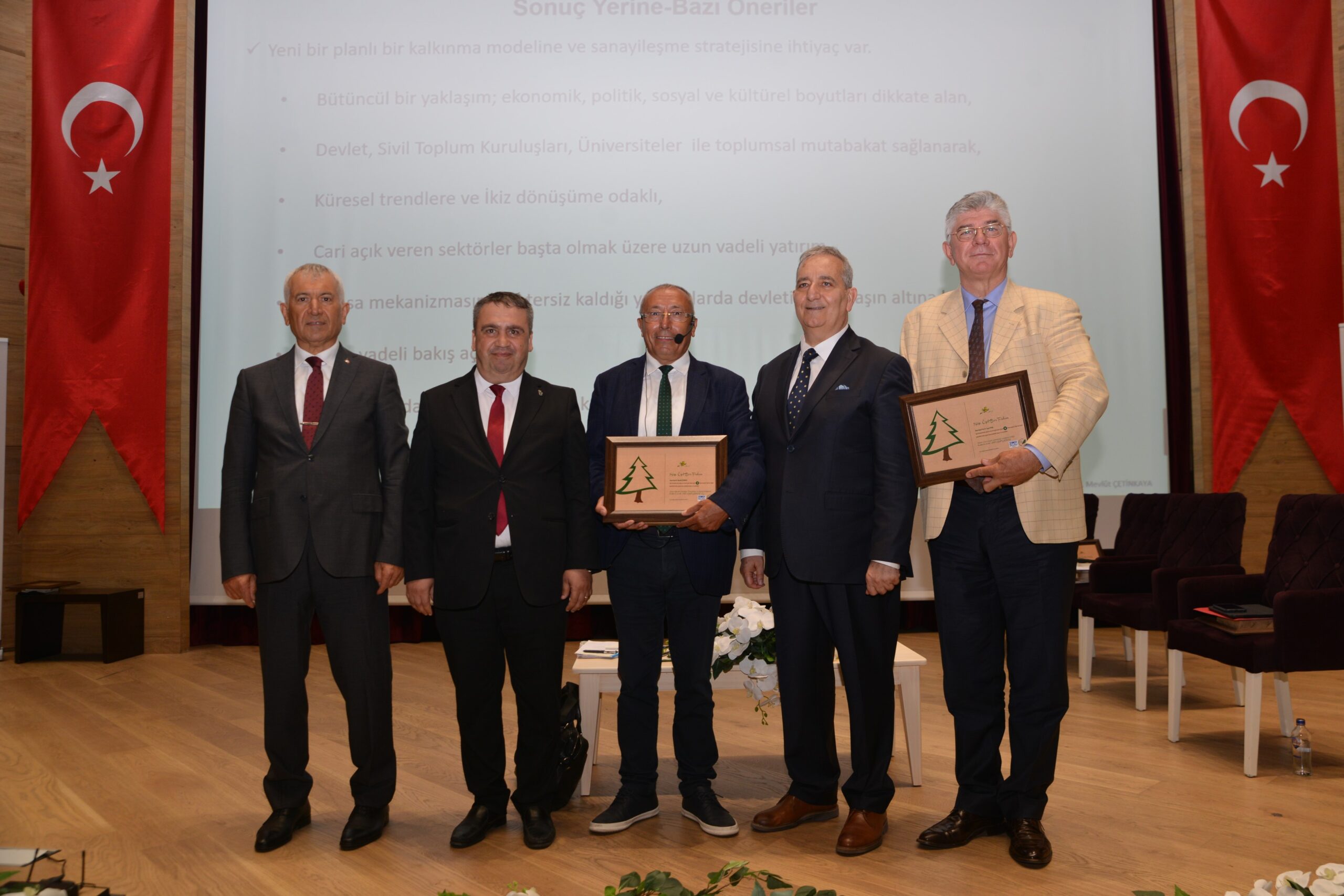 Ekonomiyi konuştular