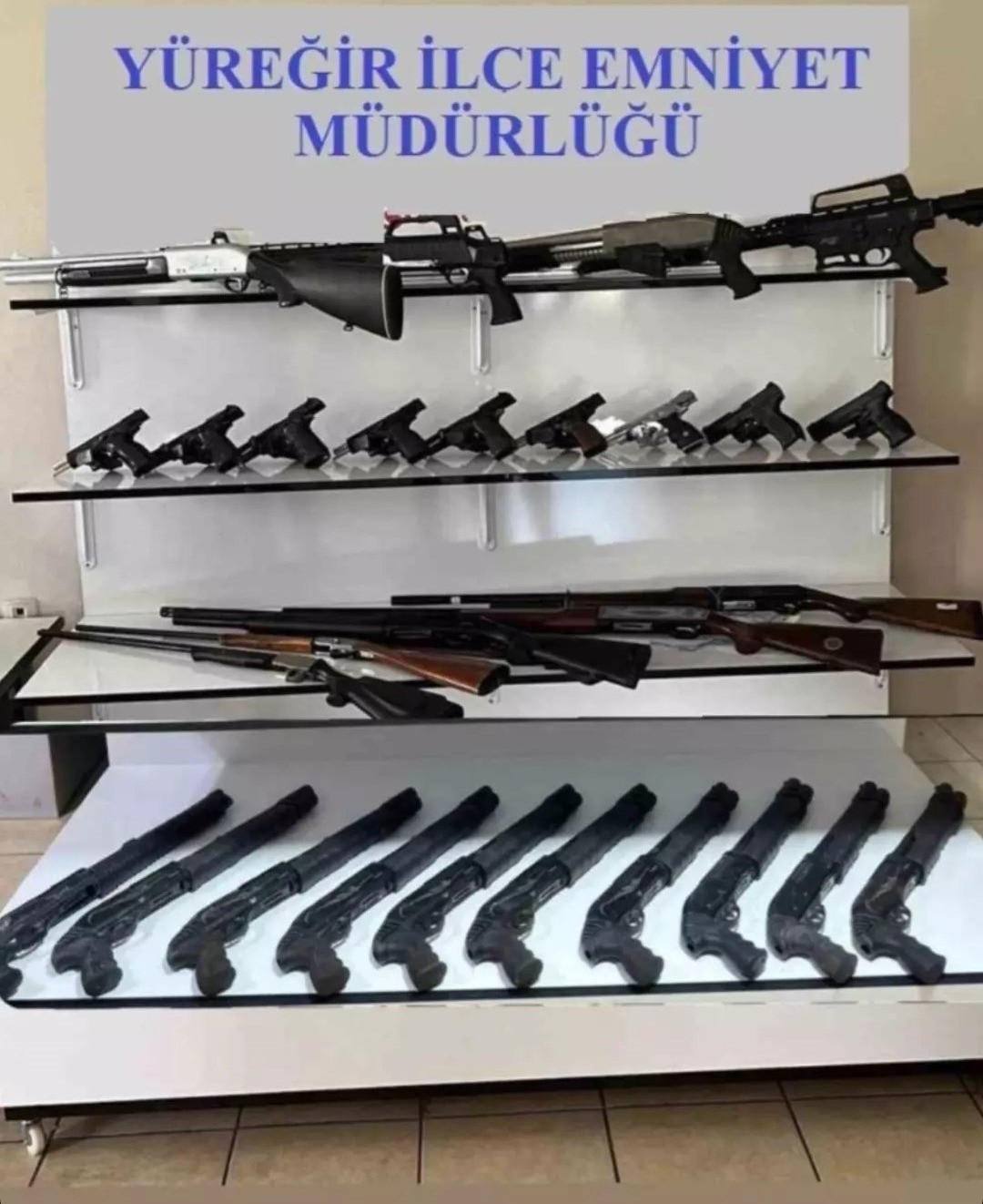 "Adana'da Polis Operasyonu: 99 Şüpheli Yakalandı, Silah ve Uyuşturucu Ele Geçirildi"