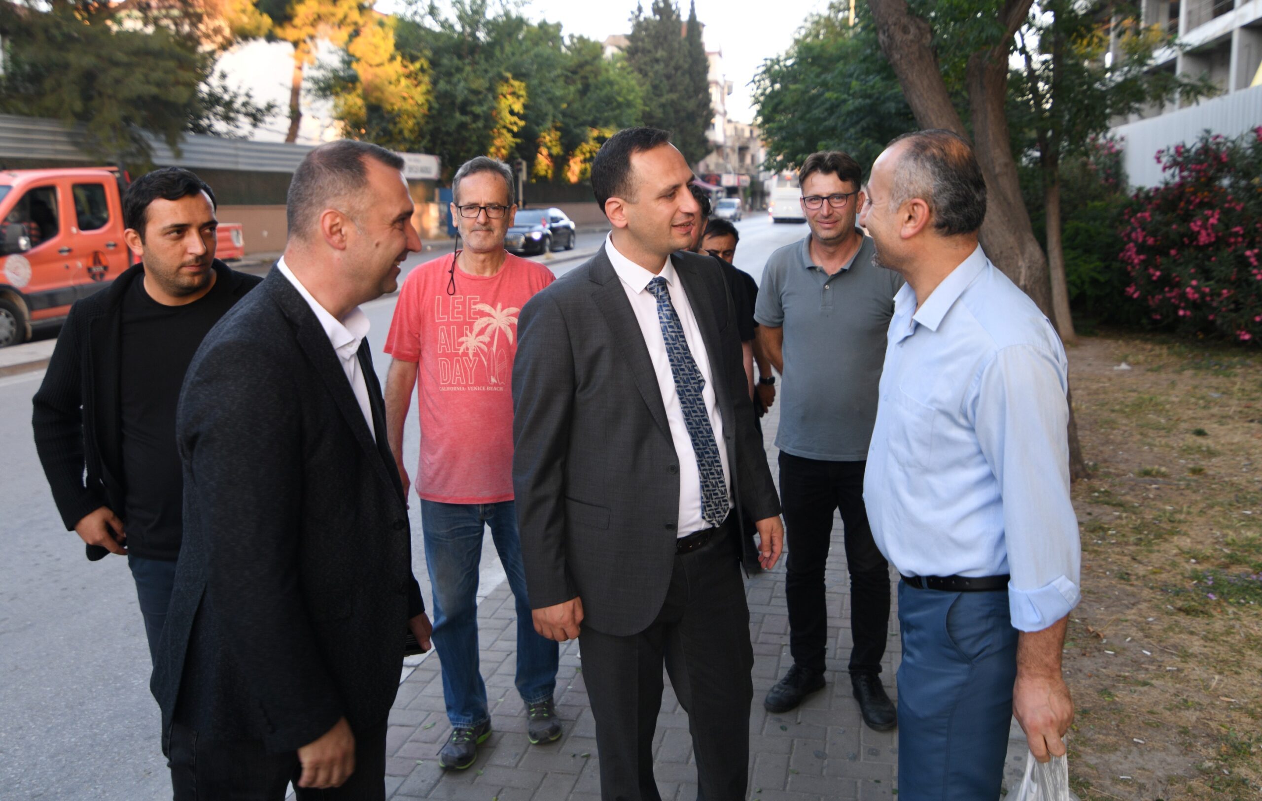 Bornova’da rekor ziyaret:  40 günde 45 mahalle     Adım adım Bornova