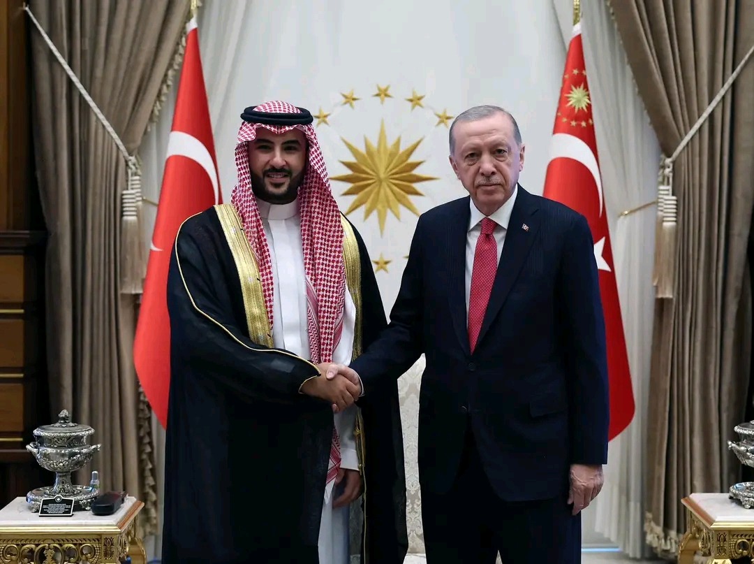 Cumhurbaşkanı Erdoğan Suudi Arabistan Savunma Bakanını Külliye’de Ağırladı