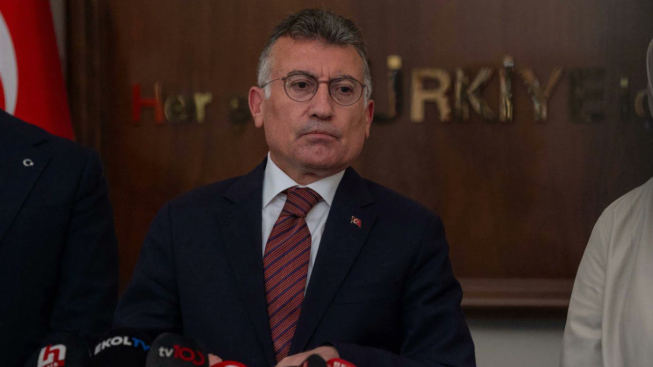 Emekli Maaşlarına Zam Yolda: AK Parti'den Yeni Açıklama