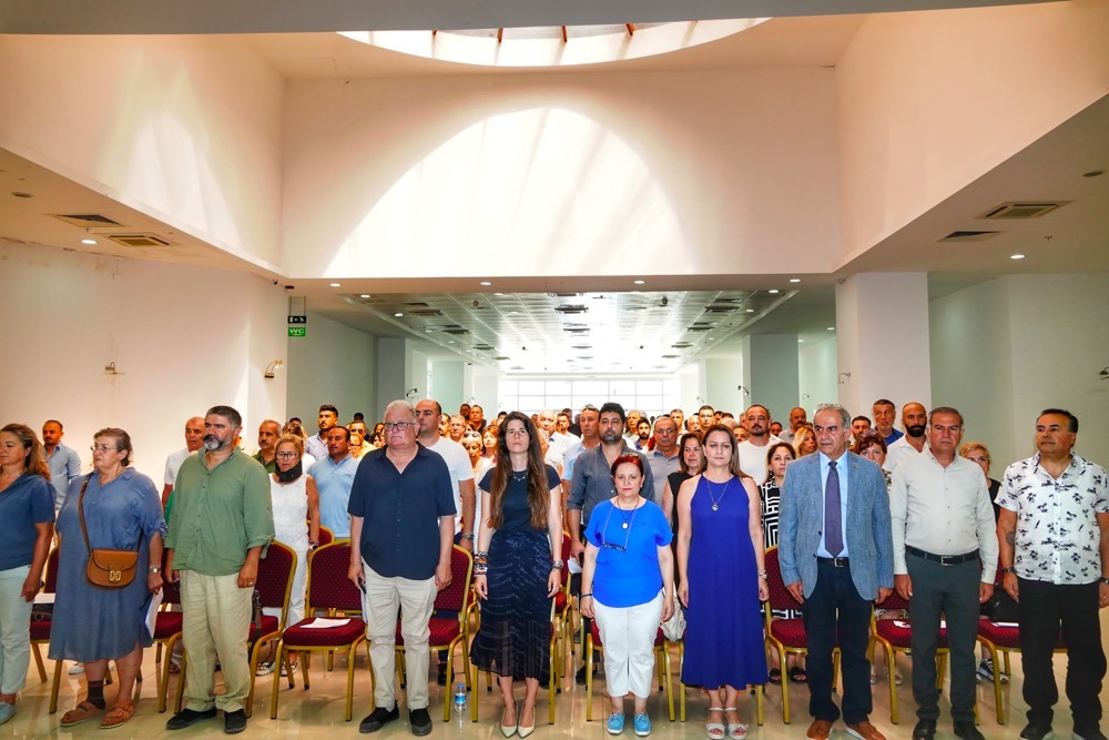 BAŞKAN LAL DENİZLİ, ÇEŞME KENT KONSEYİ KURULU’NDA KONUŞTU