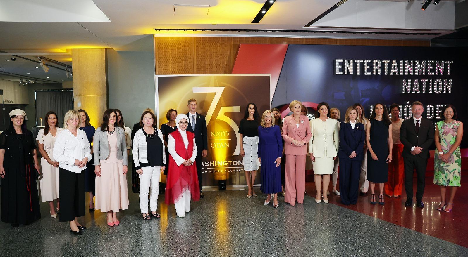 Emine Erdoğan, Jill Biden'ın ev sahipliğindeki resepsiyona katıldı 