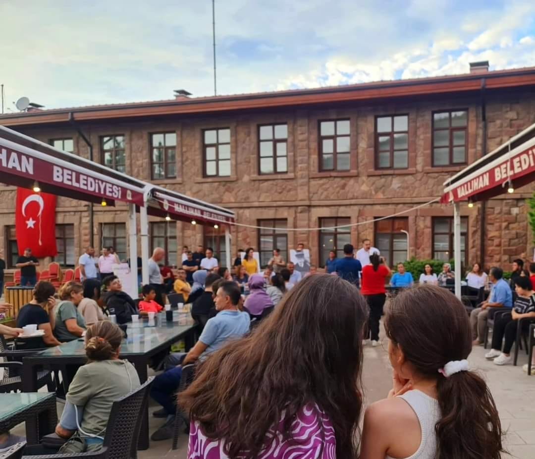 Nallıhan Belediye Başkanı Ertunç Güngör Gençlerle Bir Araya Geldi