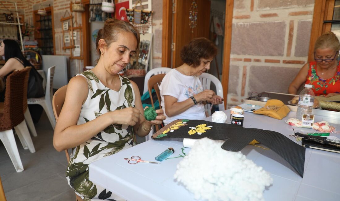 KADINLAR ŞEHZADLER’İN KURSLARINDA HEM