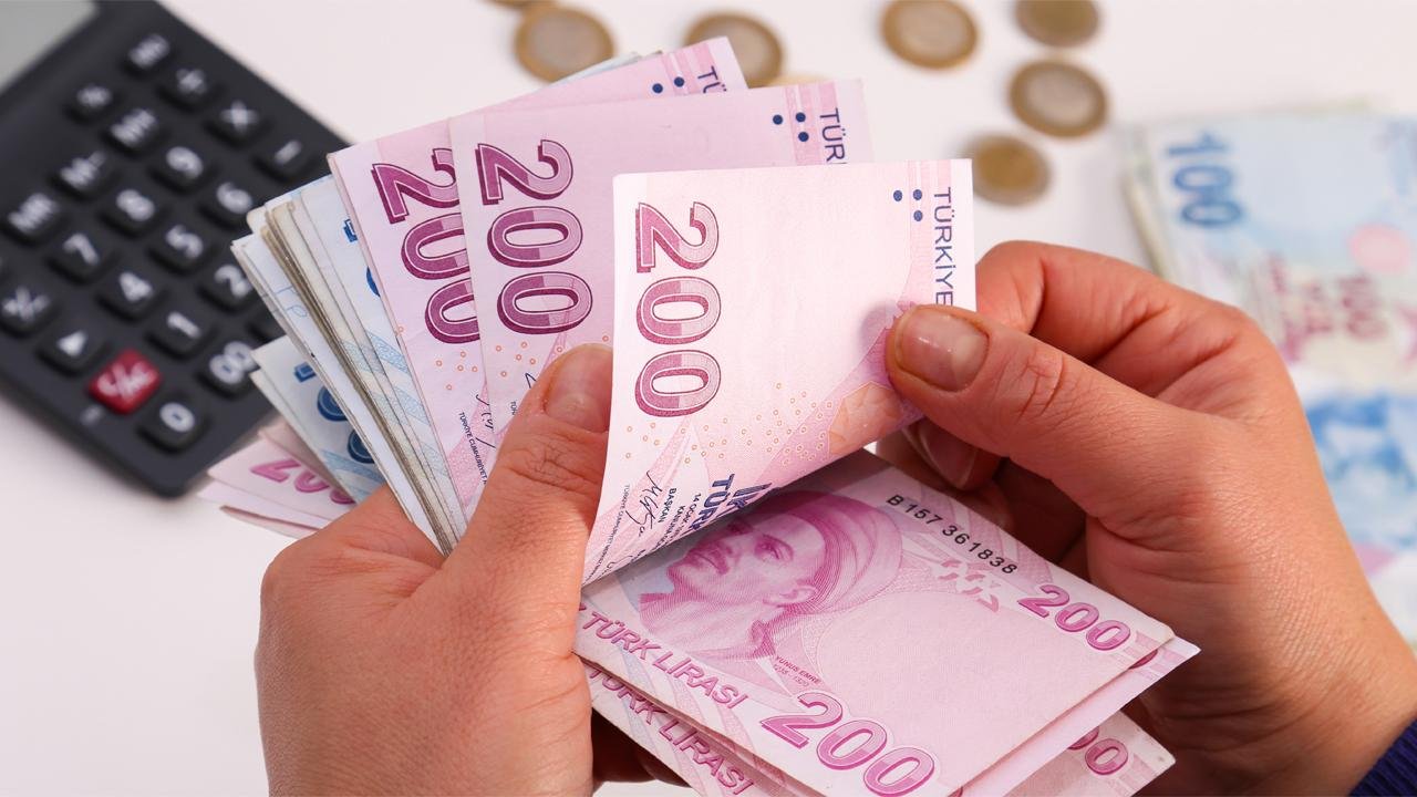 Hazine ve Maliye Bakanlığı'ndan Tütün Firmasına 6 Milyar Liralık Rekor Ceza
