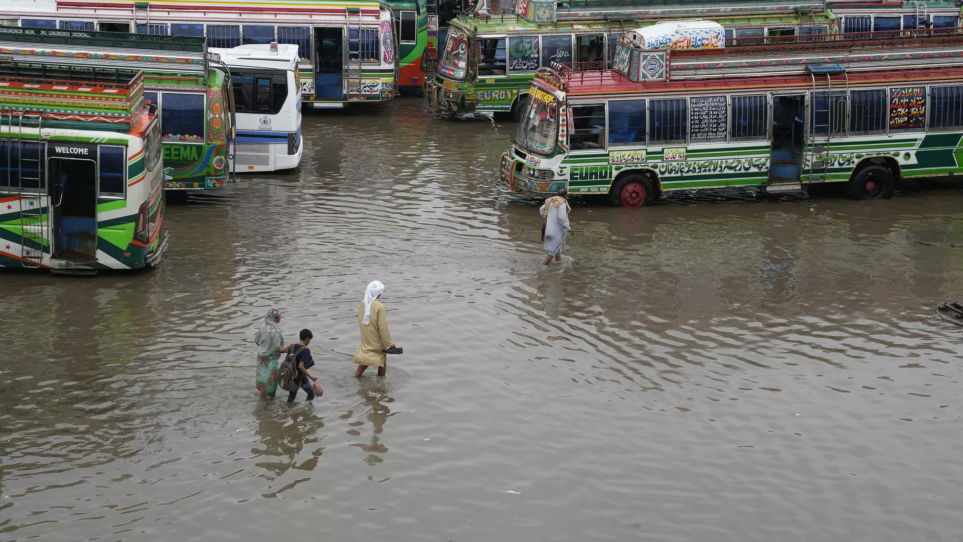 Pakistan'da Muson Yağışları Felaketi: Çok Sayıda Can Kaybı