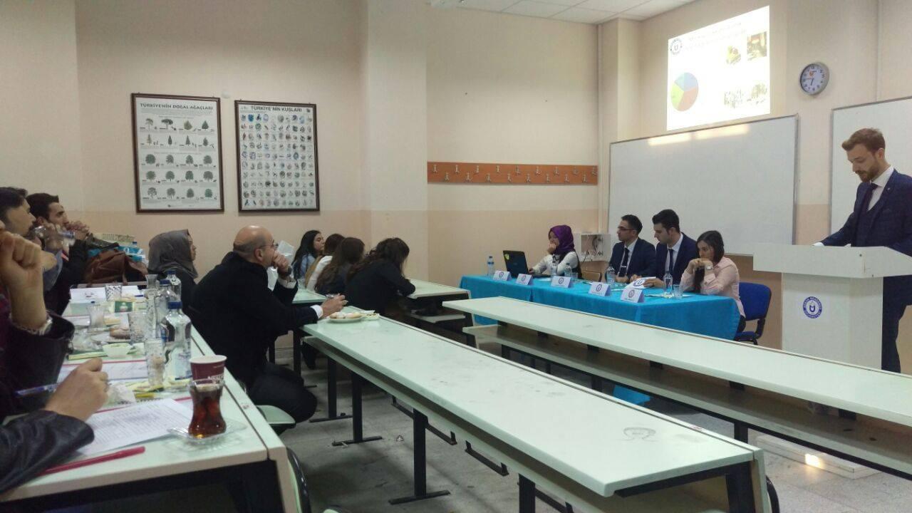 RUSYA UKRAYNA SAVAŞINDA ÜLKEMİZE GETİRİLEN MAĞDUR ÖĞRENCİLER DİPLOMALARINI İSTİYORLAR