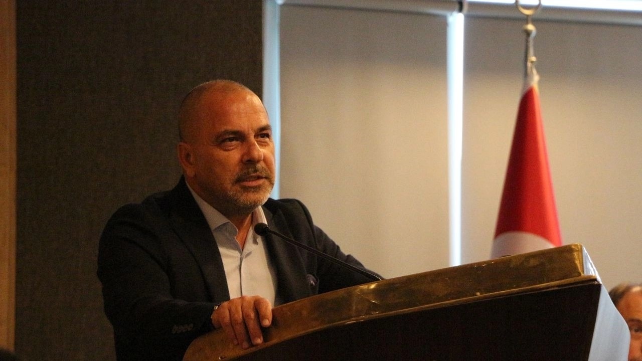 DTO Başkanı “İzmir Körfezi ve Limanı Rehabilitasyon Projesi”nin körfezin “kurtuluş reçetesi” olduğunu söyledi.