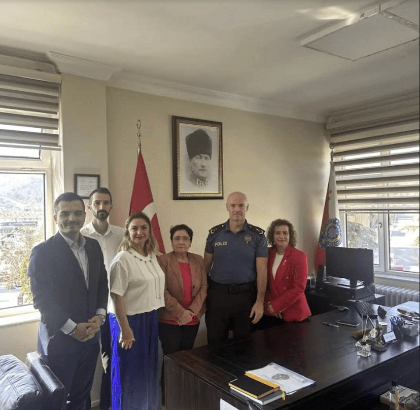 DÜZÜLTME: CHP Serdivan İlçe Başkanı Nalan Yedekçi'den İlçe Emniyet Müdürü'ne Ziyaret: "Serdivan'ın Sorunlarını Birlikte Çözeceğiz"