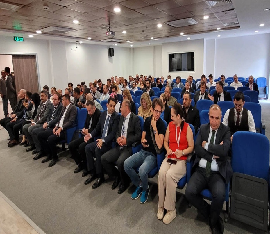 İL GENELİ SAĞLIK HİZMET SUNUMU DEĞERLENDİRME  TOPLANTISI YAPILDI