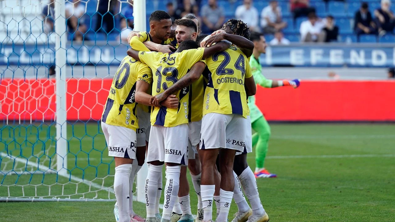 Fenerbahçe Derbi Öncesi Moral Depoladı: Kasımpaşa’yı 2-0 Mağlup Etti