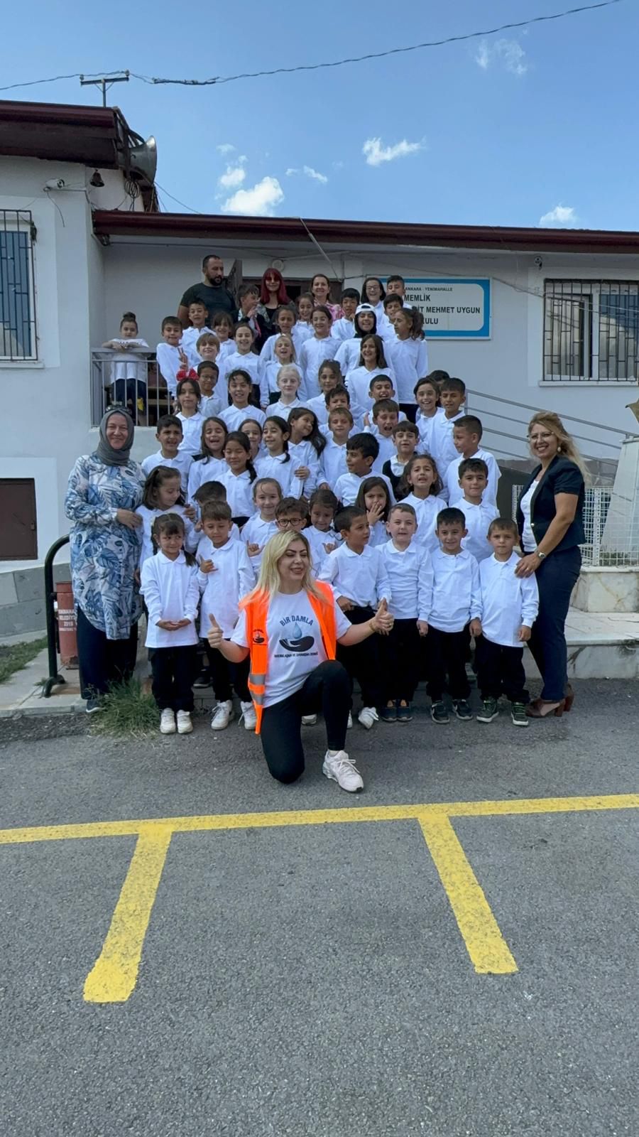 BİR DAMLA YARDIMLAŞMA VE DAYANIŞMA DERNEĞİ KÖY OKULLARINA UMUT OLUYOR