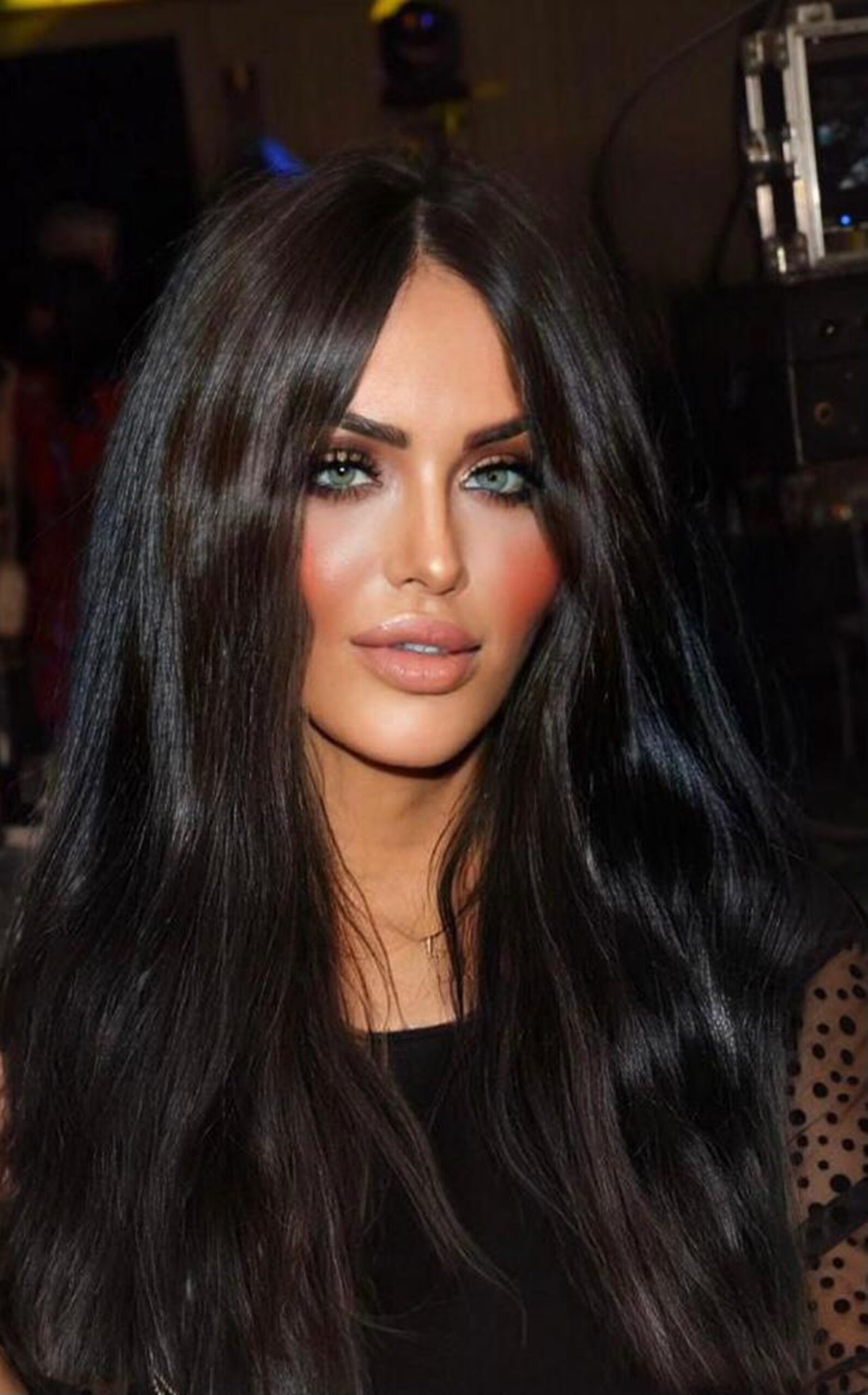 MİCHAELA ASTRO YİNE DİKKATLERİ ÜZERİNE ÇEKTİ