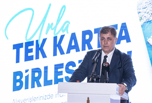 İzmir Büyükşehir Belediye Başkanı