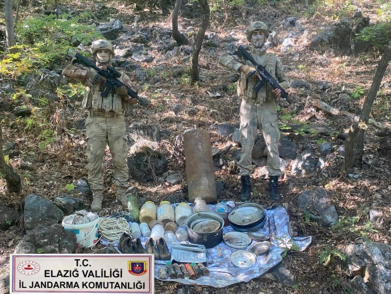 ELAZIĞ VALİLİĞİ YAPTIĞI AÇIKLAMADA TERÖR ÖRGÜTÜNE AİT SIĞINAK BULUNDU