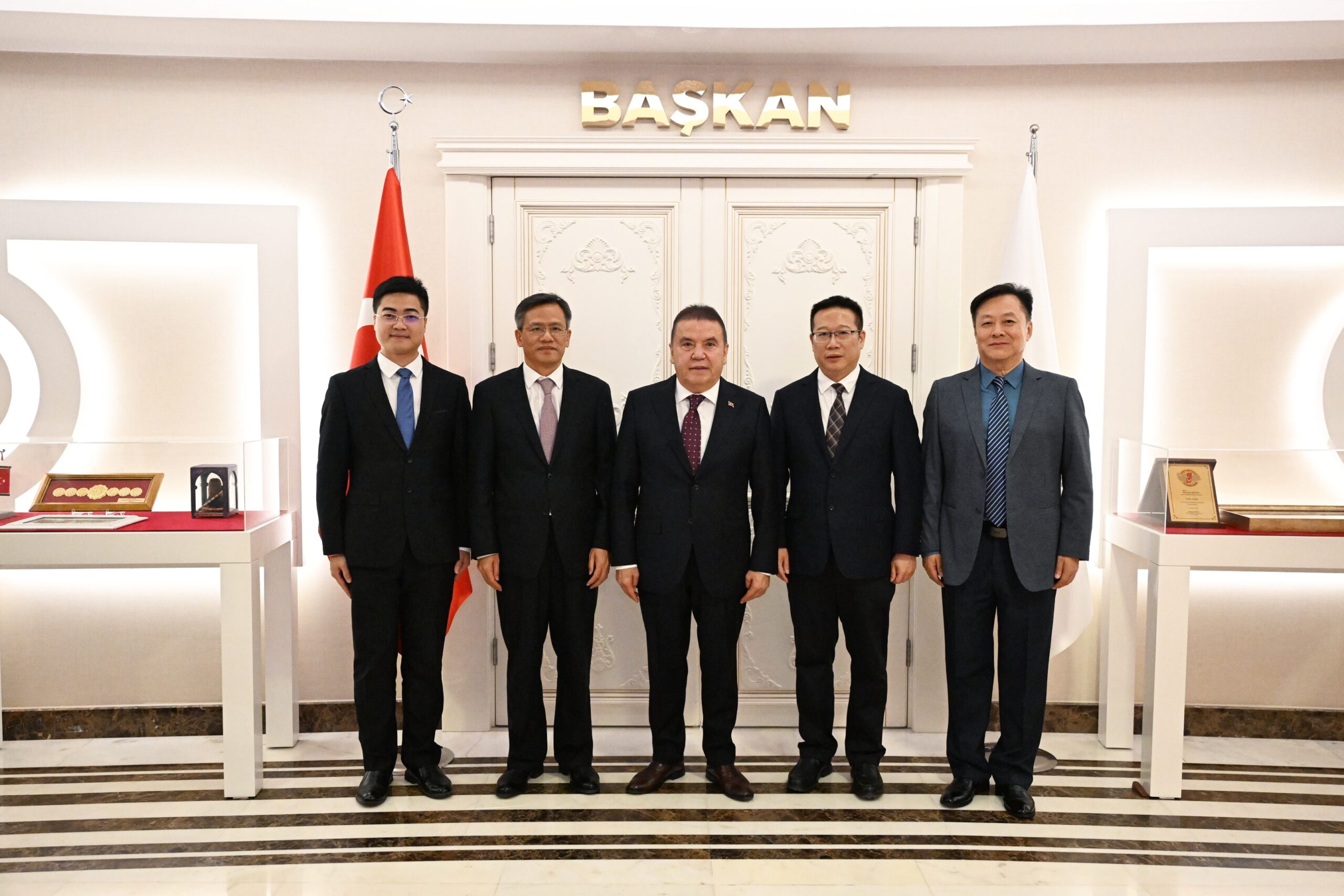 Çinli heyet Çevre Dostu Çiftçi Kart Projesi’ni inceledi