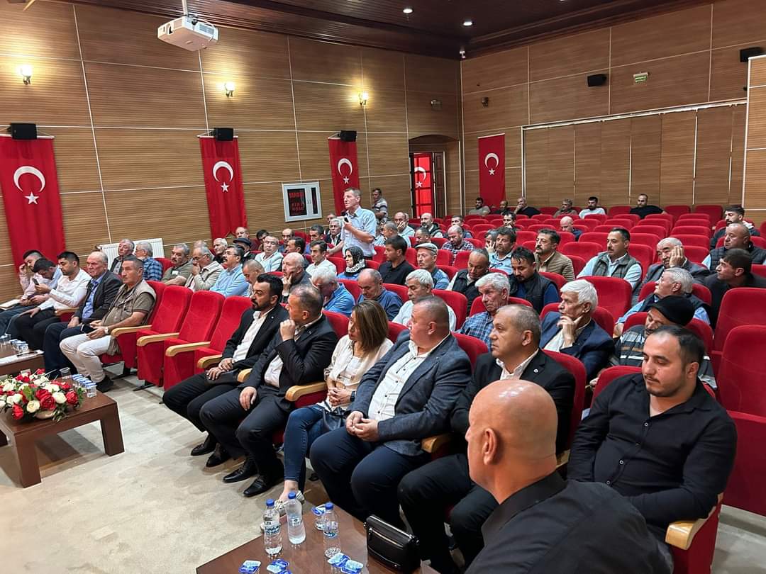 Ankara Büyükşehir Belediyesi Aski Yetkilileri Nallıhan da Muhtarlar ile Buluştu