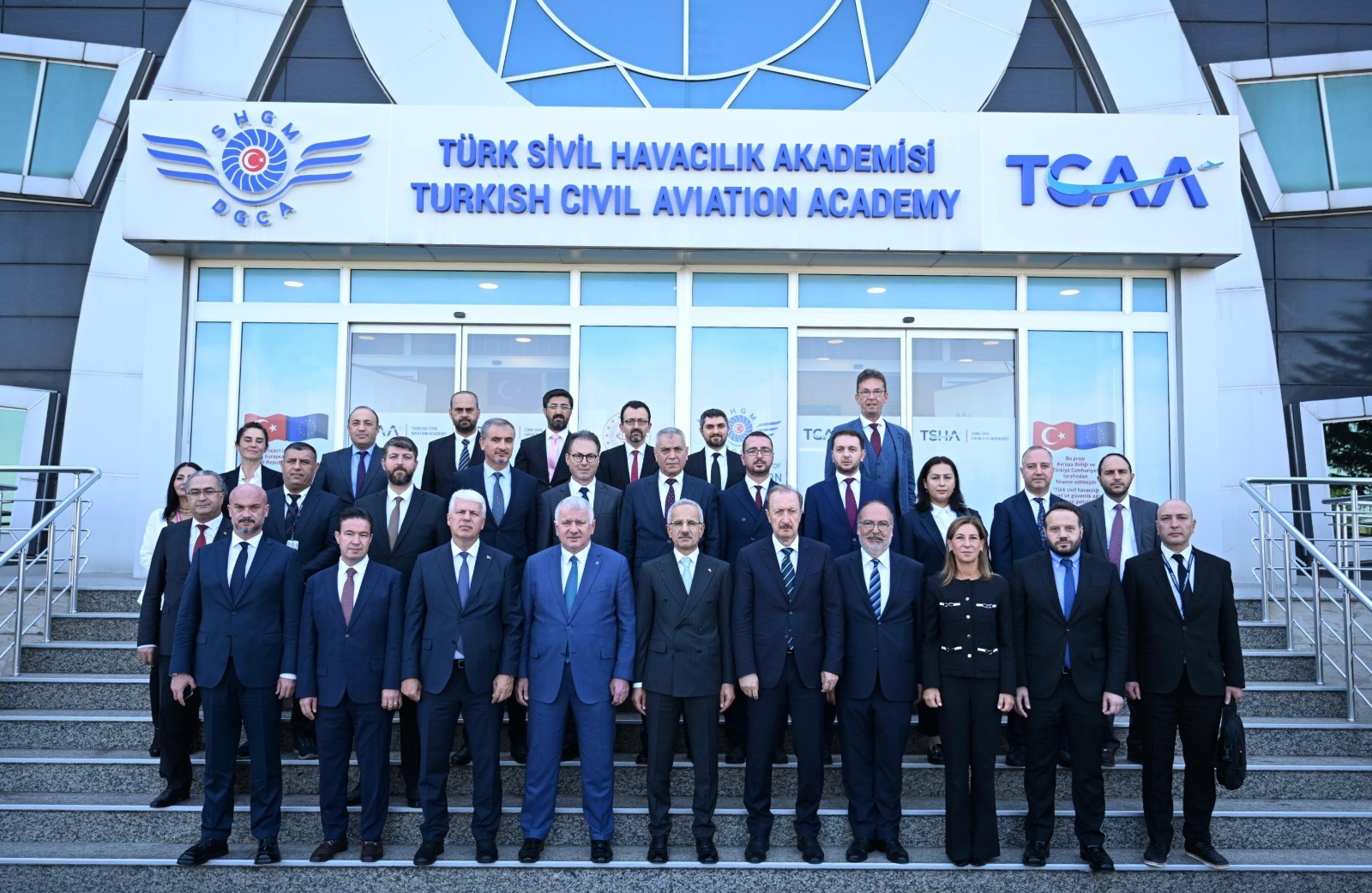 ULAŞTIRMA VE ALTYAPI BAKANI MÜJDEYİ VERDİ ELAZIĞ BU HABERE ÇOK SEVİNECEK