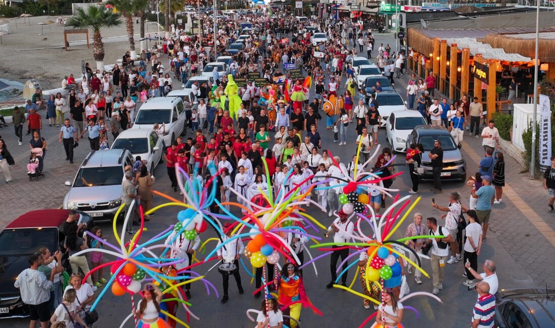 Kuşadası Sokak Festivali, 13