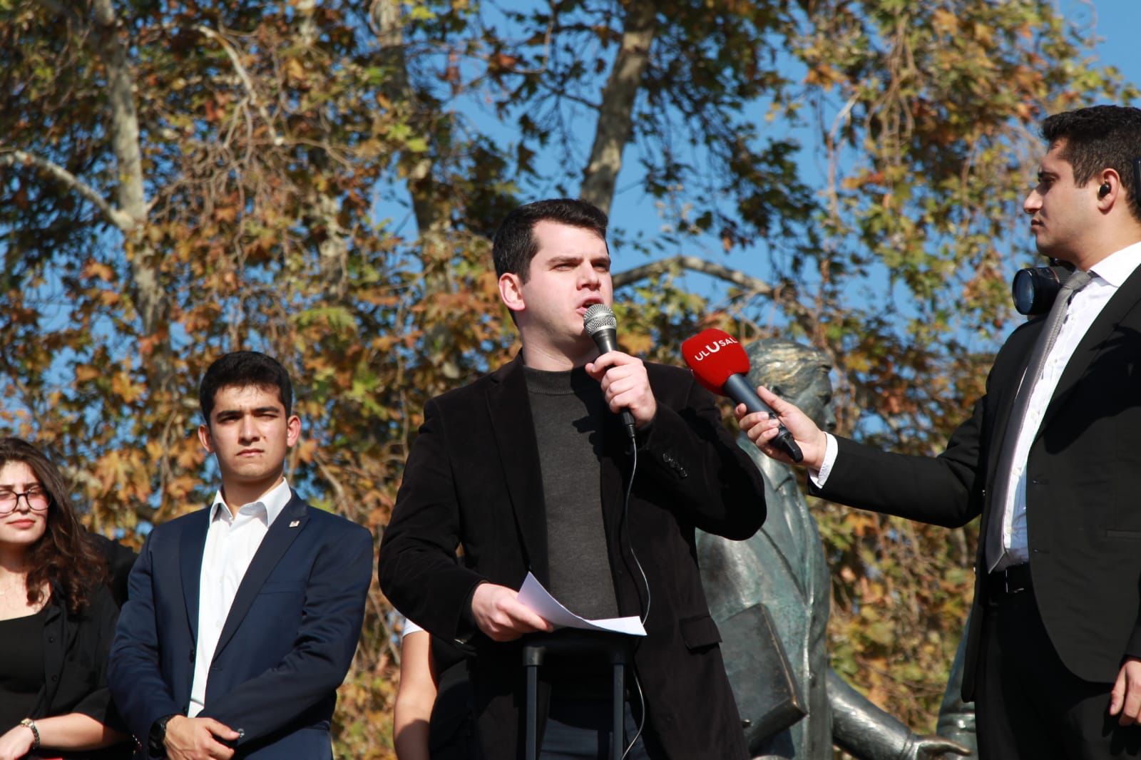 TÜRK GENÇLİĞİ 29 EKİM’DE   TERÖRE VE 2. AÇILIMA MEYDAN OKUDU