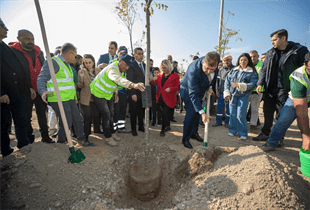 İzmir Büyükşehir Belediye Başkanı