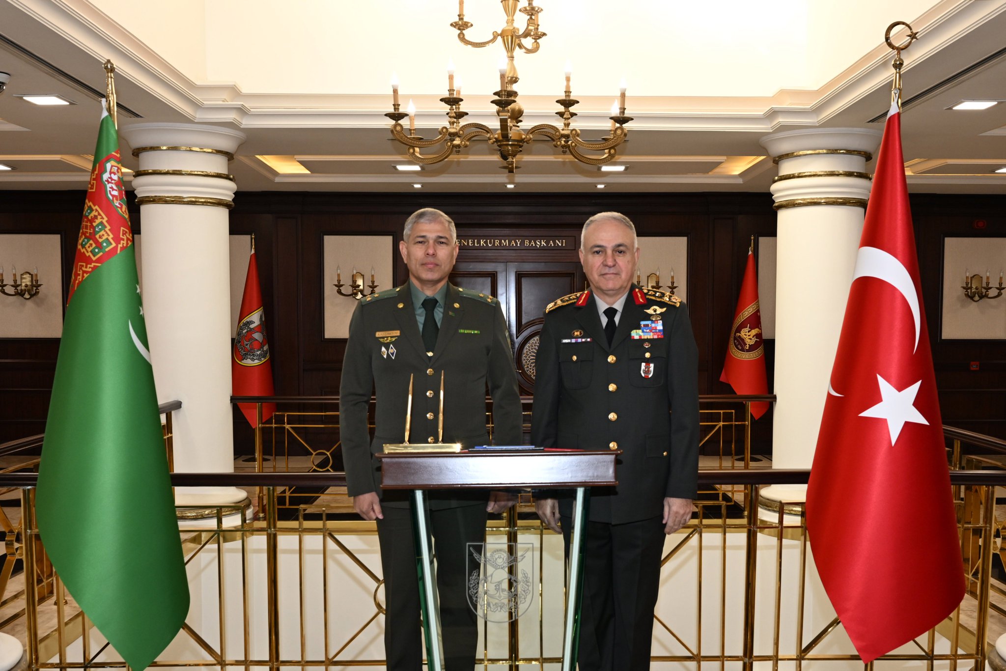 Genelkurmay Başkanı Orgeneral Metin Gürak, Türkmenistan Genelkurmay Başkanı Albay Akmırat Anemetov ile Görüştü