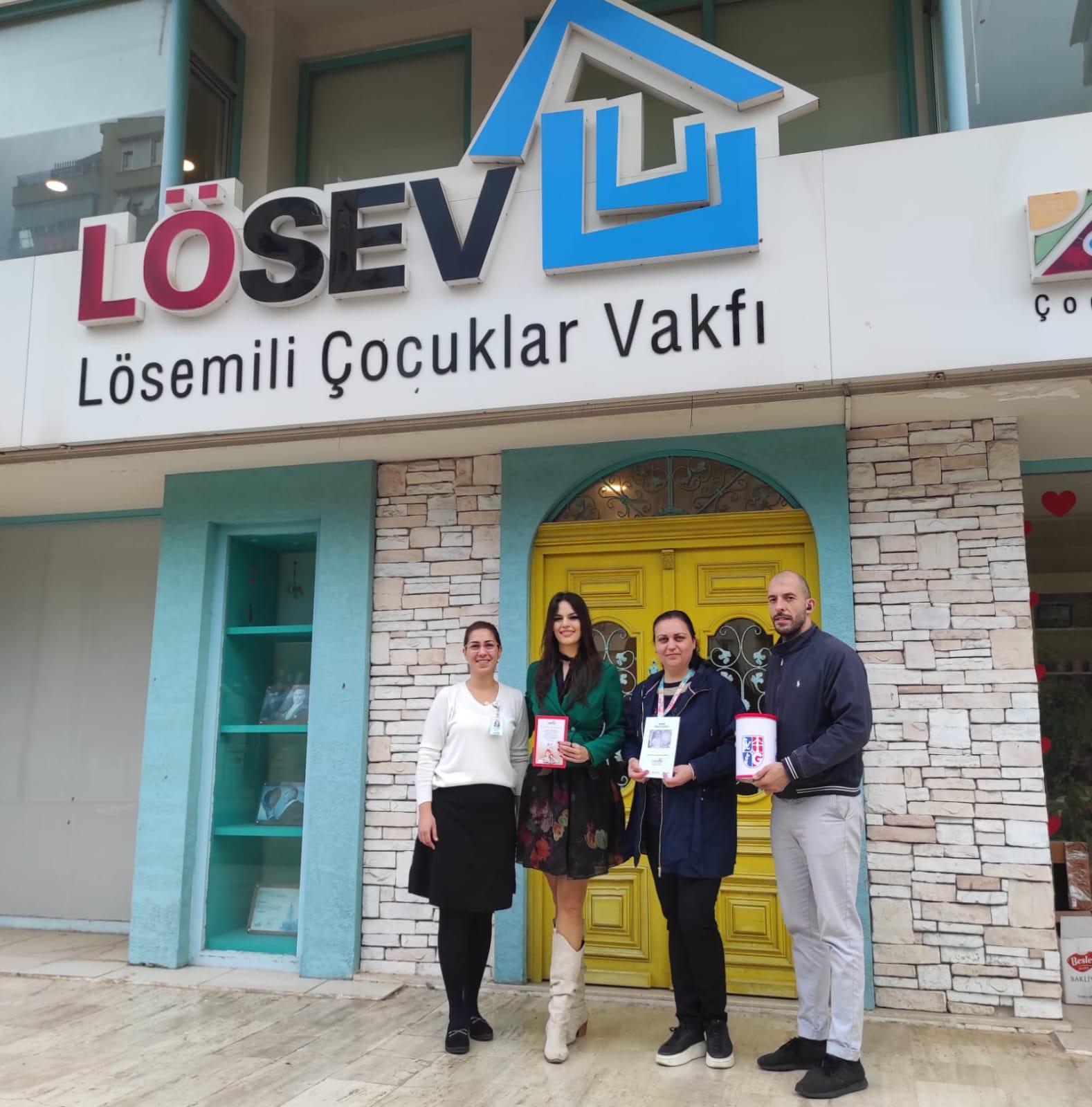 Antalya Gökkuşağı Koleji Öğrencilerinden Örnek Davranış: Dünya Mutfağı Kermesi LÖSEV’e Destek Oldu