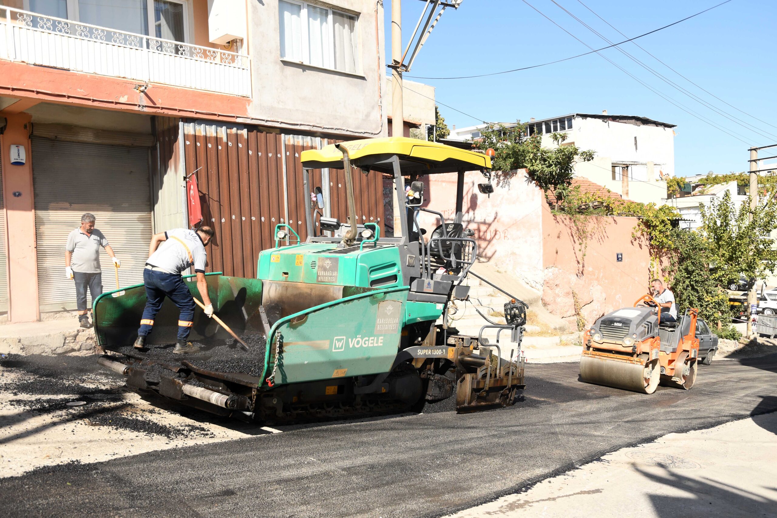 Karabağlardan asfalt atağı: 7 ayda 20 bin ton