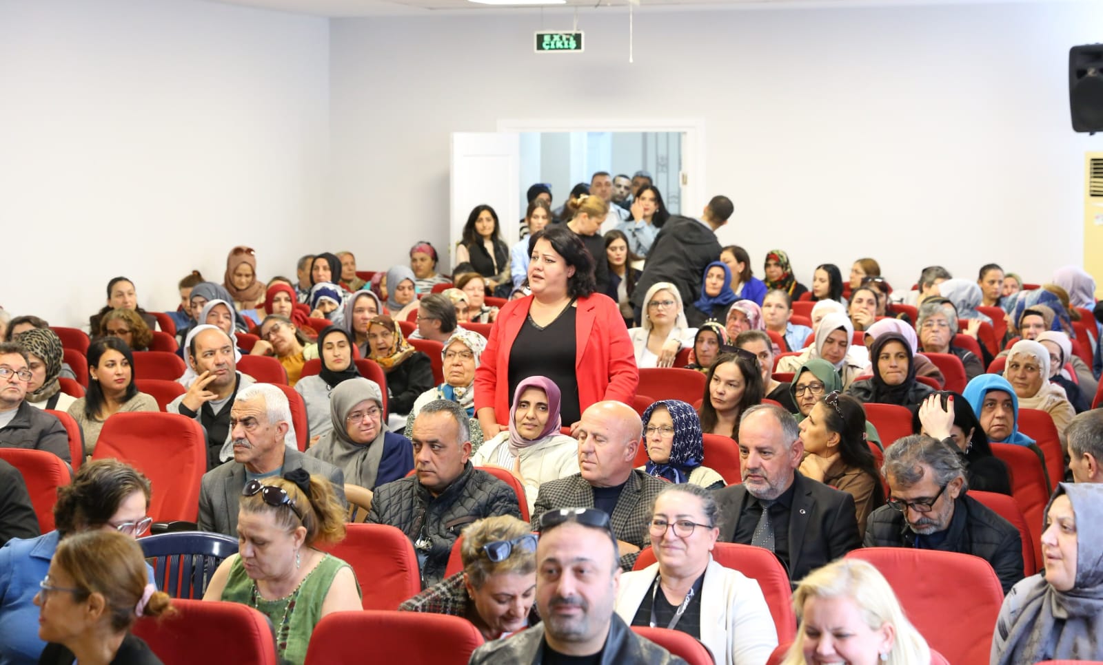 karabaglar belediyesi bagimlilik seminerleri basladi 2