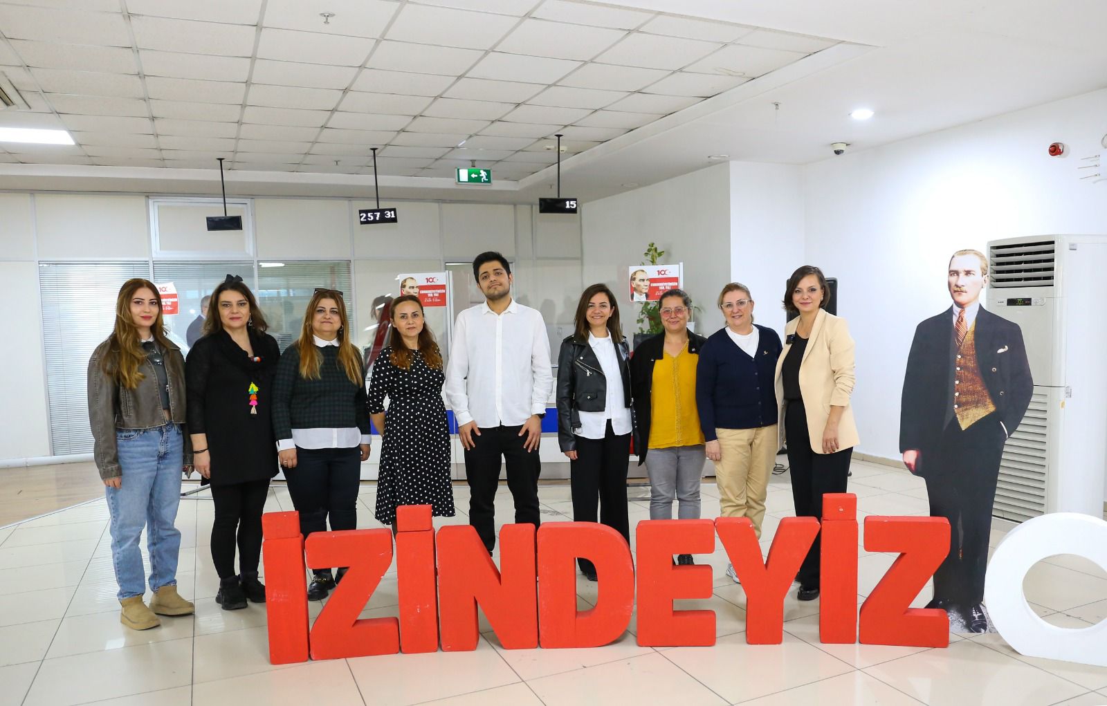 Karabağlar'da özel çocuklardan Atatürk’e sevgi resimleri