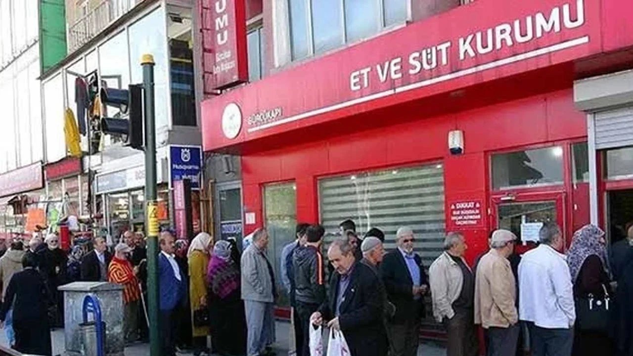 Hayvancılık Alarm Veriyor: İthalat Artıyor, Üretim Düşüyor