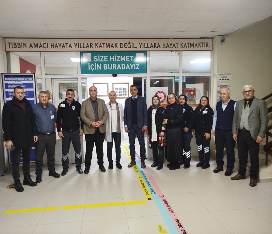 Kastamonu İl Sağlık Müdürü Uzm. Dr. Çağdaş Derdiyok, Fizik Tedavi Merkezinde İncelemelerde Bulundu