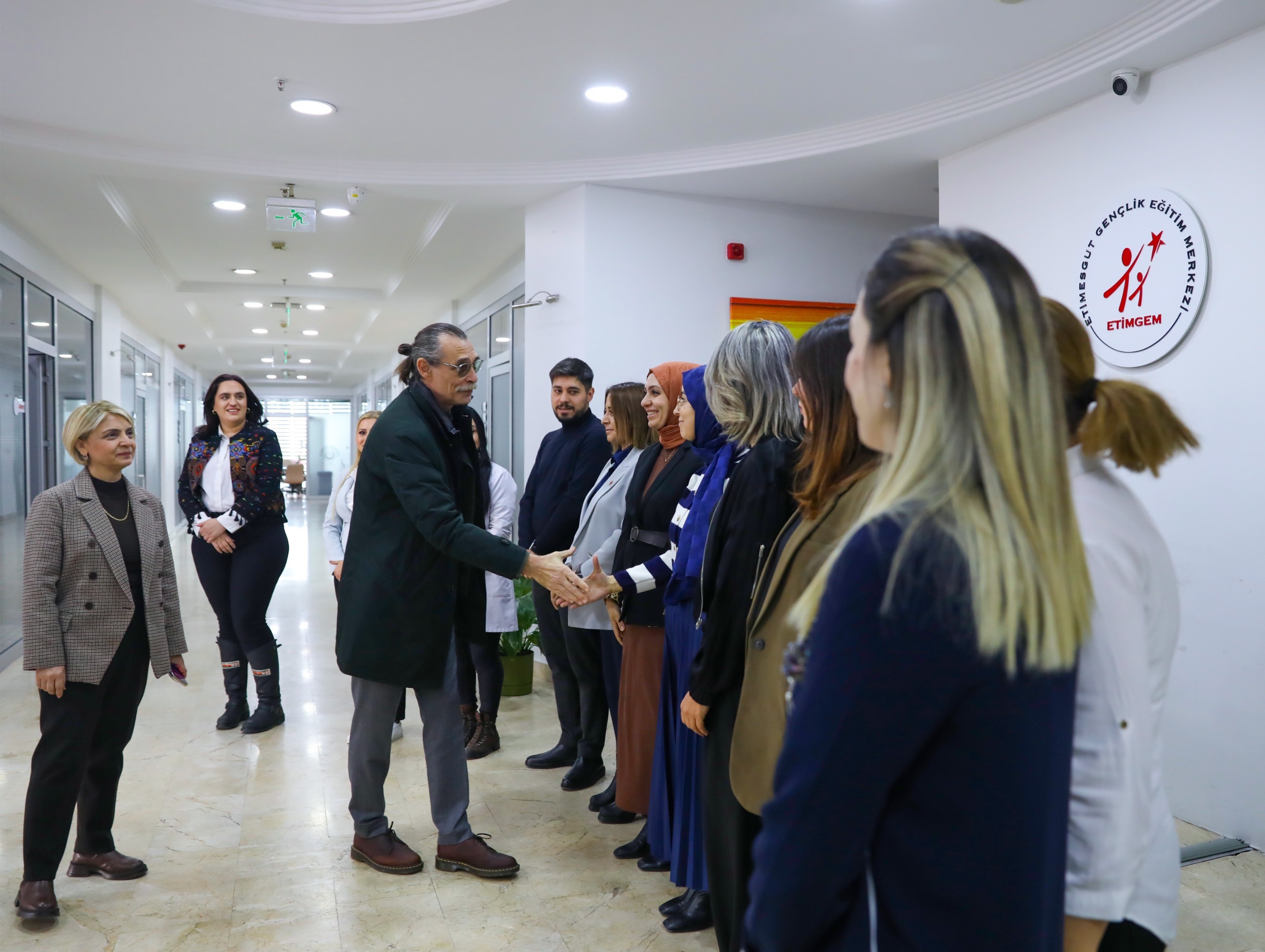 Başkan Beşikçioğlu’ndan Etimgem Kurs Merkezine Ziyaret