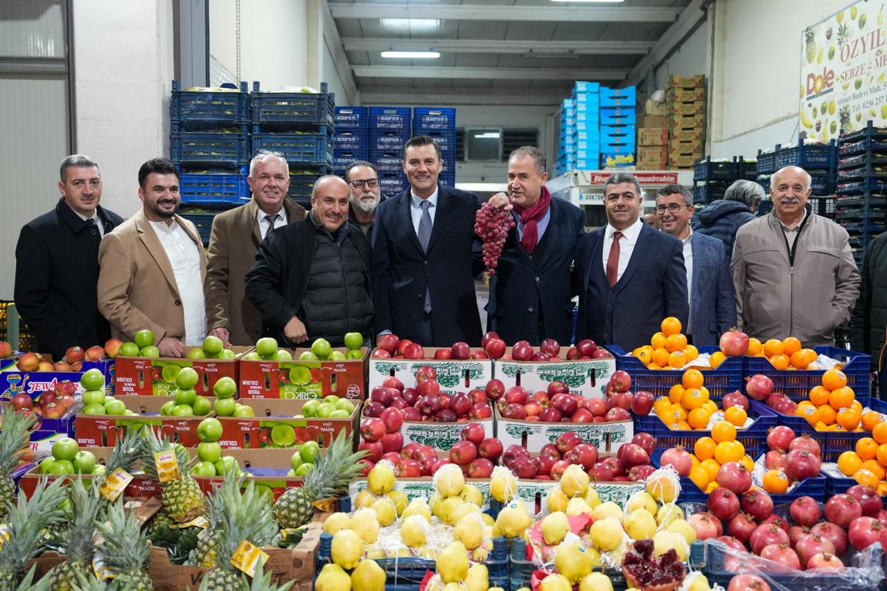 Baskan Zeyrek Hal Esnafi ile Bir Araya Geldi 1