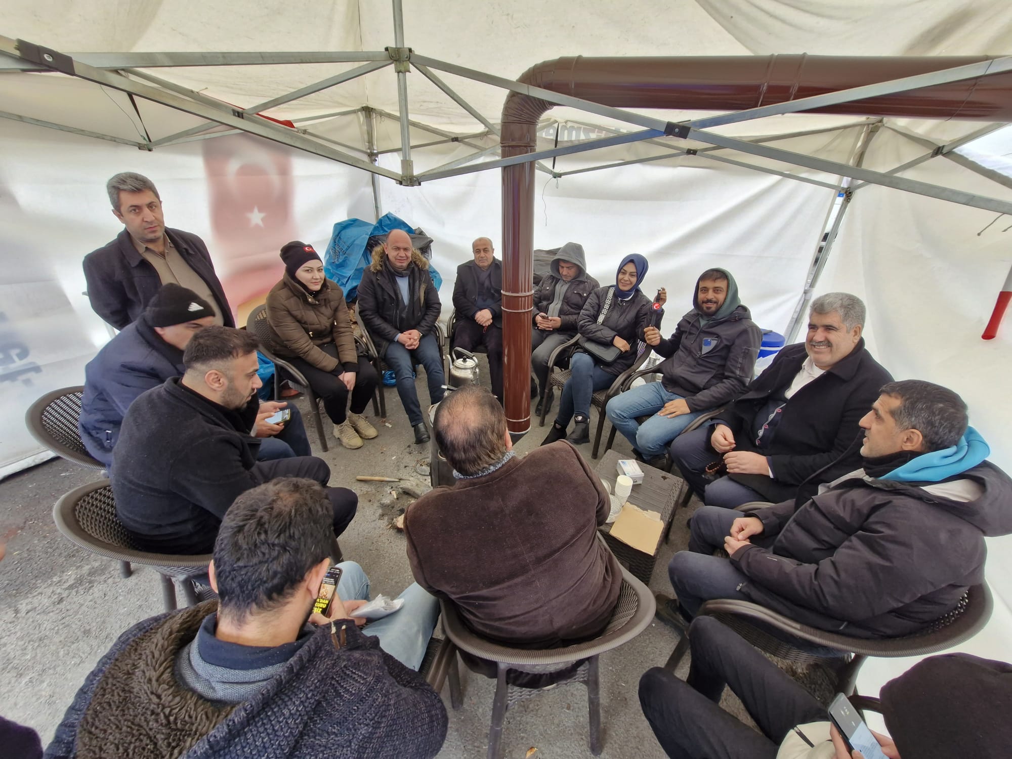 DİYARBAKIR’DA EMEKÇİLER HAK ARAYIŞINDA